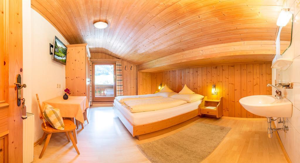 Haus Sonnenseit'N Hotel Neustift im Stubaital Exterior photo
